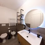 Urban Chic Luxury Διαμέρισμα