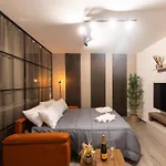 Urban Chic Luxury Διαμέρισμα