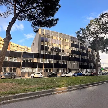 Urban Chic Luxury * Roma